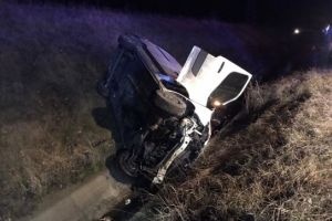 Accident rutier GRAV la Lunca Mureşului. Un microbuz cu 8 PASAGERI s-a răsturnat, 5 având nevoie de îngrijiri medicale