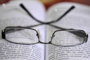 O PERSONALITATE PE ZI: Scriitorul francez Albert Camus