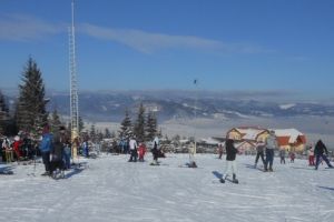 Ce puteţi face dacă sunteţi martor la un accident pe pârtie, recomandări Salvamont