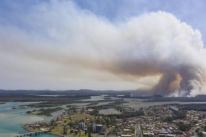 Incendiile catastrofale din Australia capătă amploare: Ar putea fi numit un 