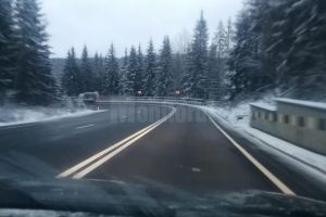 Toate drumurile din judeţul Suceava sunt deschise circulaţiei rutiere