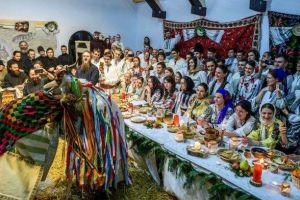 FOTO: Tabără de colinde cu ocazia sărbătorilor în judeţul Alba. Au participat peste 600 de tineri din toată ţara şi din diaspora