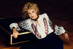 Accesoriile tradiţionale şi ia românească pun România pe harta culturală internaţională în anul 2020