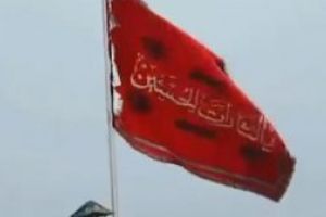 Steagul rosu a fost arborat in Iran deasupra unei moschei, dupa uciderea generalului Soleimani