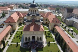 Programul liturgic al Catedralei Reîntregirii din Alba Iulia, în perioada 6-11 ianuarie. Slujbe importante de Bobotează şi de soborul Sfântului Ioan Botezătorul