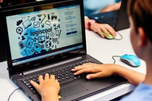Înscrieri la Școala Logiscool!