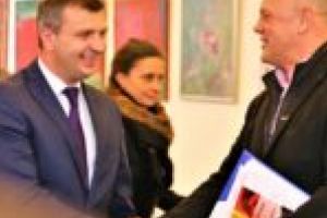 Slalom uriaş prin birocraţie pentru cel mai mare domeniu schiabil din România! Ratracurile de pe Semenic aşteaptă „verde” de la Orban!