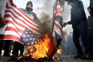 Îngrijorător: Iranul nu mai respectă acordul nuclear, Trump ameninţă cu riposte dure faţă de Iran şi Irak, NATO se reuneşte de urgenţă