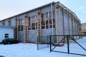 FOTO Sală de sport adaptată persoanelor cu dizabilităţi şi cu zone speciale pentru transmisiuni TV