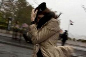 ALERTĂ METEO. Cod galben de vânt puternic în Prahova. Rafale de peste 80 de kilometri la oră