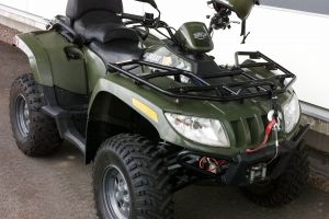 Călare pe ATV dar fără carnet