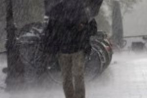 Suntem din nou sub cod galben / Cod GALBEN de ploi torentiale pentru 16 judete din estul tarii