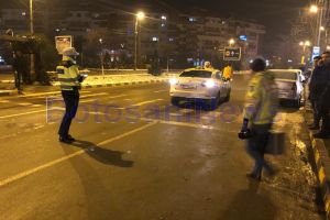 FOTO Accident pe o trecere de pietoni produs de un taxi în zona centrală a Botoşaniului. Victima, la spital