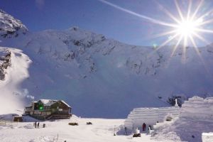 Adio Hotel de gheaţă la Bâlea Lac – Motivul pentru care anul acesta nu se mai face