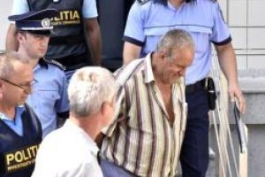 Avocat: Gheorghe Dinca nu doreste sa iasa din arest; regreta ca fetele nu sunt in viata