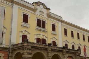 Miercuri, 8 ianuarie 2020: Exponatul lunii la Muzeul Naţional al Unirii din Alba Iulia – „Semne grafice pe un mâner de capac de la Tărtăria”