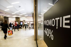 IUBEȘTI PROMOȚIILE? SEZONUL LOR E AICI, IAR MAGAZINELE DIN PALAS ȚI-AU PREGĂTIT REDUCERI DE PÂNĂ LA 70%