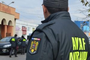 Încep concedierile din ANAF: Peste 2.000 de angajaţi, daţi afară până la mijlocul verii