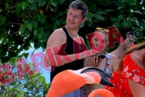 După eşecul de la alegeri, Dan Barna îşi încarcă bateriile pe insule exotice