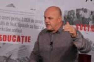 „Dacă oraşul îl strânge şi i-a rămas mic lui Barbălată, să vândă business-ul şi să se mute din Reşiţa!”