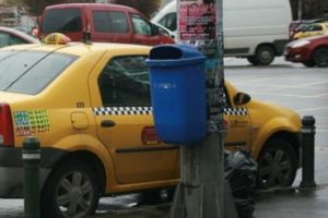 Batausul din Ploiesti care a injunghiat un taximetrist si i-a furat telefonul a fost retinut de politisti