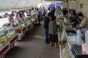 Peste 650.000 de lei cheltuiţi pentru amenajarea unei pieţe într-o comună din Botoşani