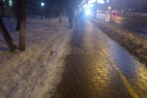 Atenţie la deplasare! Trotuare de gheaţă prin Suceava