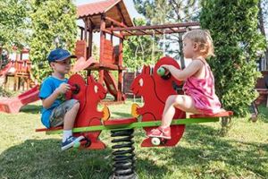 Cu ce se poate juca copilul tău afară