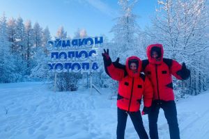 VIDEO. Sătmărenii Bertici Attila şi Kinga au pornit spre casă. Sute de kilometri la minus 60 de grade