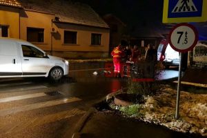 FOTO/VIDEO. Șoferul care a accidentat o femeie pe trecerea de pietoni s-a ales cu dosar penal