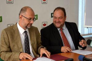 Căsătorie forţată cu apanaj: clauze secrete ale acordului UDMR- PCM