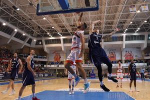 Duel între baschetbaliştii orădeni şi cei de la SCM Timişoara, sâmbătă, la Arena Antonio Alexe