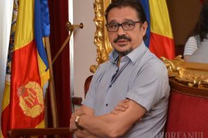 Bihorel: Vulcu moare cu Pásztor de gât