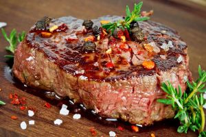 Vrei să fii managerul unui  restaurant select? Aplică aici