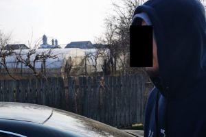 Imagini de la accidentul produs de tânărul care a furat o masina