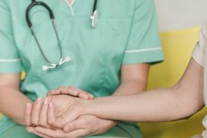 Demersuri pentru salarii majorate la asistenţii medicali din cabinetele medicilor de familie