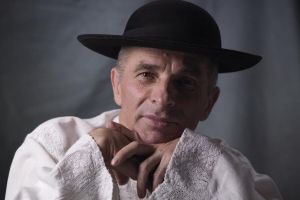 Unde ieşim săptămâna asta: Concerte Grigore Leşe şi Emeric Imre, spectacole de teatru şi numeroase expoziţii