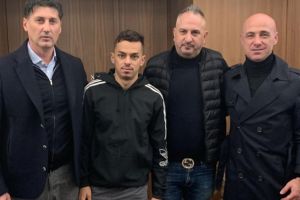 Mijlocasul francez Lyes Houri s-a transferat de la FC Viitorul (galerie foto)