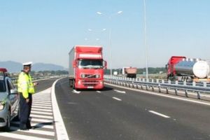Viteze de peste 200km/h şi circulatie în contrasens pe autostradă