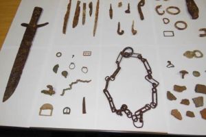 Braconier arheologic, învinuit de jefuirea celor mai importante situri din Alba, pe cale să scape după anularea unor probe esenţiale din dosar