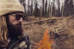 Un american a supravietuit peste 20 de zile in zapezile si frigul glacial din Alaska (VIDEO)