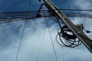 Treisprezece străzi din Sibiu rămân vineri fără curent electric