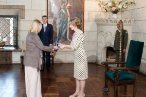   Familia Regala a Romaniei deplange moartea jurnalistei CristinaȚopescu: 