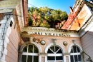 Statul nu e un bun administrator pentru bijuteriile arhitectonice din Băile Herculane!