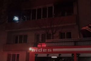 Incendiu la un apartament din Bistrita. O persoana a murit si alte cinci sunt la spital (galerie foto)
