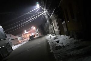 Locuitorii din Tărlungeni, disperaţi din cauza transportului oferit de Transbus Codreanu