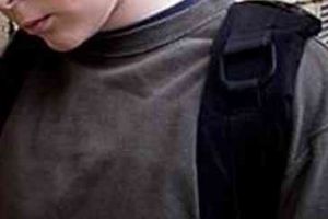 Un tânăr din Botoşani a vrut să se omoare în faţa iubitei ca s-o înduplece să nu-l părăsească. Cum a reacţionat fata