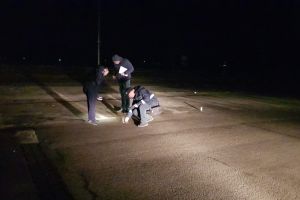 Tânăr împuşcat în faţă la Carrefour de un rival în dragoste