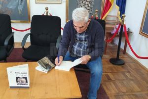 Emilian Marcu, proaspăt laureat al Academiei Române cu premiul „Ion Creangă” pentru ...