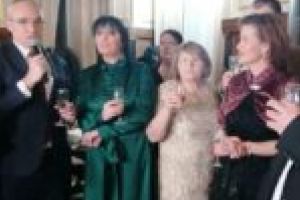 Sârbii din Timişoara au spart pahare şi au petrecut până dimineaţa la Revelionul pe rit vechi